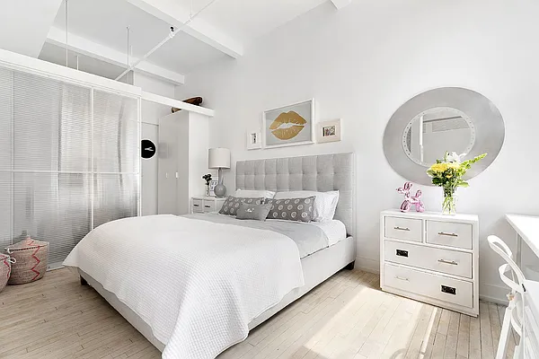 Sold by Compass | media 5