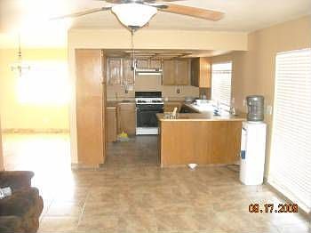 4th image of 1639 Shatz St
