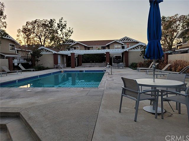 268 Tangelo #350, Irvine, CA 92618, MLS# OC22237556, roblox condo