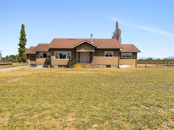 1520 E Badger Road, Lynden, WA 98264