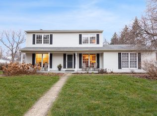 219 N River Rd, Naperville, IL 60540