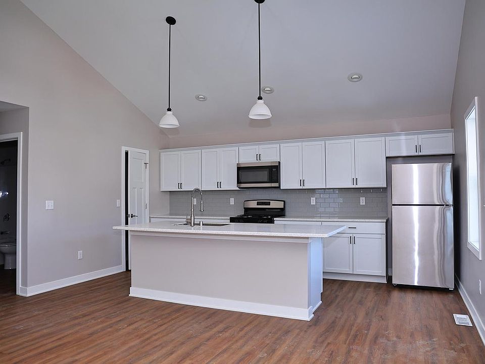 2nd image of 3281 North 24th STREET