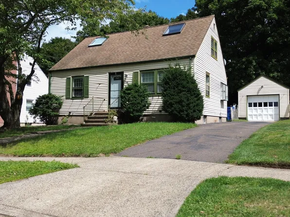 26 Rosina Road, Hamden, CT 06514