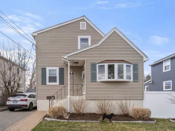 15 Farrin St #0, Hyde Park, MA 02136