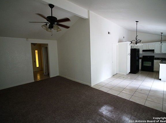 4th image of 8500 Glen Shadow