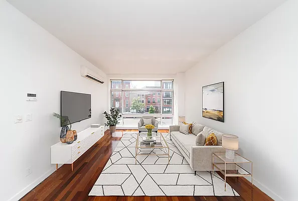 Rented by Platinum Forbes Global Properties | media 1