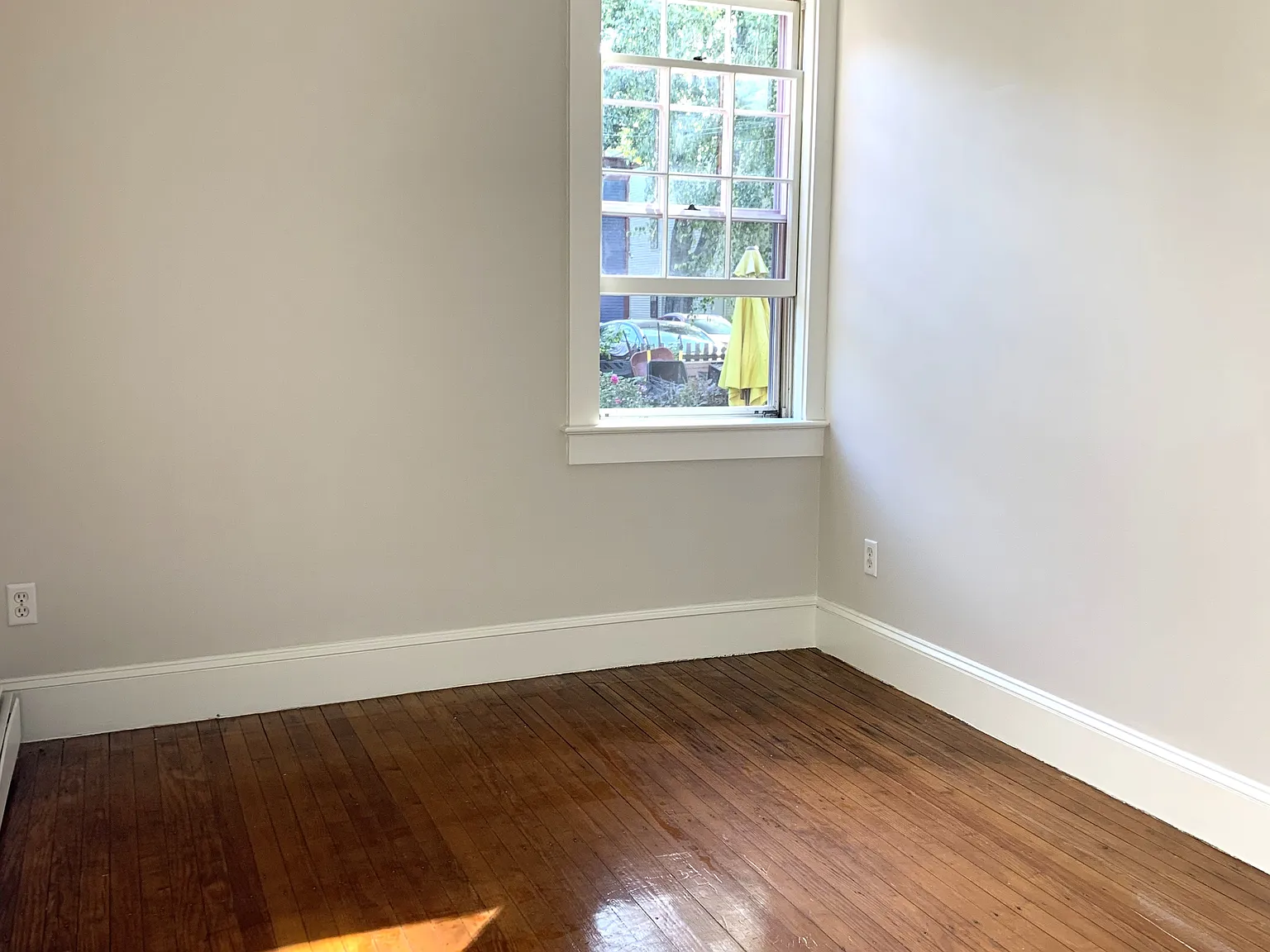 2 bed, 950 sqft, $2,350 — Photo 4