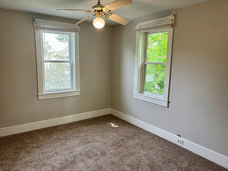 605 S Main St — Photo 11