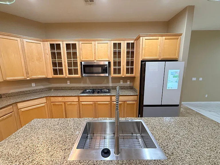 7743 Villa De La Paz Ave — Photo 16
