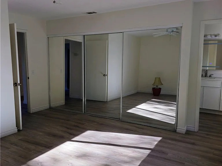 3953 Bayberry Dr — Photo 6