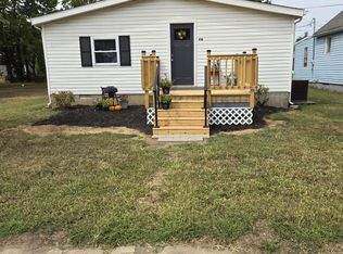 916 N 12th St, Vincennes, IN