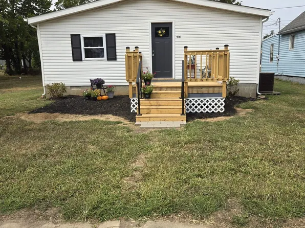 916 N 12th St, Vincennes, IN 47591