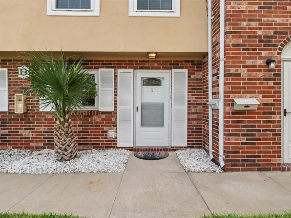 2200 S Palmetto Ave #B050, South Daytona, FL 32119