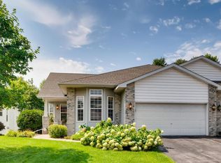 9103 Archer Ln N, Maple Grove, MN 55311