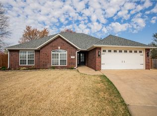 744 Nicholson Ave, Springdale, AR 72764