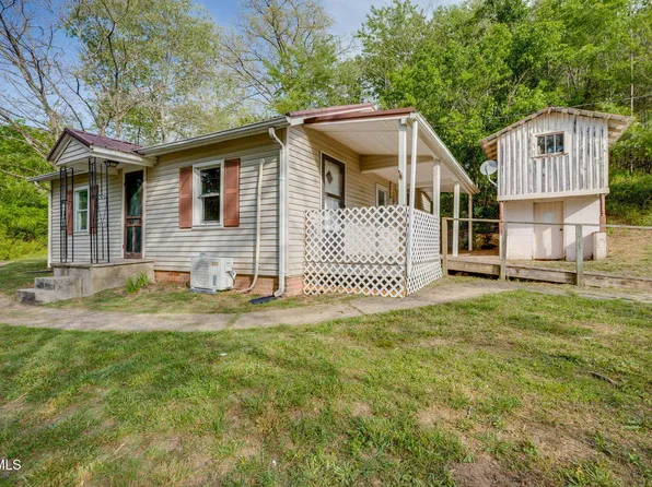 379 Ap Carter Hwy, Hiltons, VA 24258