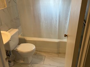 7 Marshall St #2-3, Hartford, CT 06105