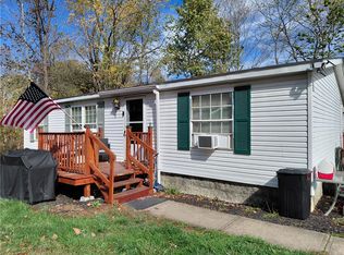 302 Polo Dr, Shelocta, PA 15774