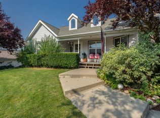 680 S Majestic View Dr, Post Falls, ID 83854