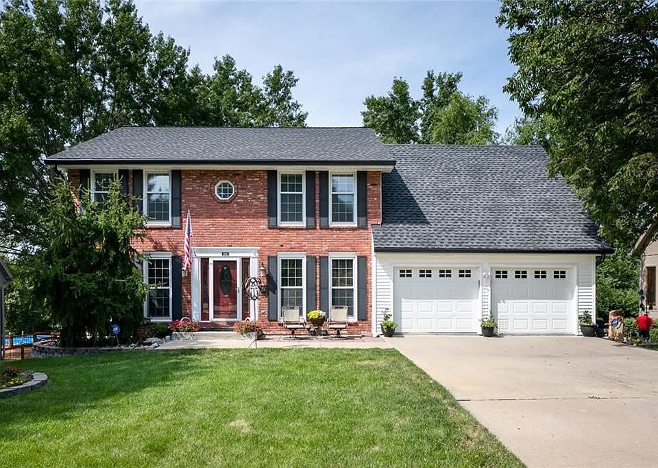 1st image of 1212 Wellington Way