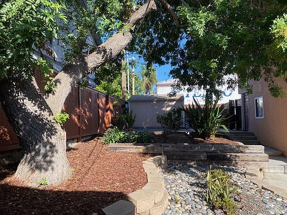 2nd image of 1938 Hornblend St #B