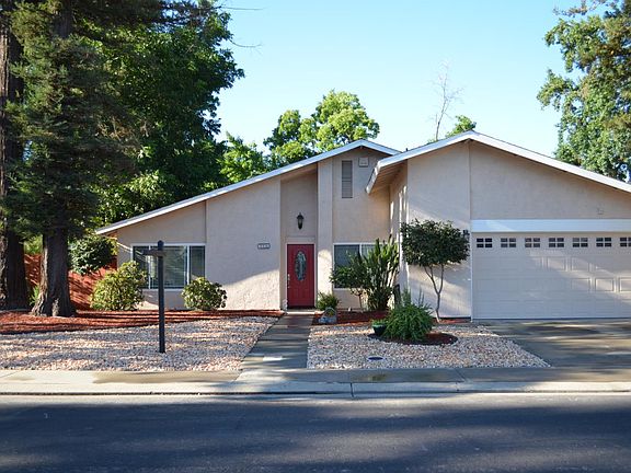 5th image of 3336 Mesquite Way