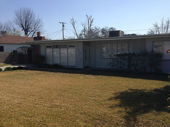 2nd image of 117 W Grangeville Blvd
