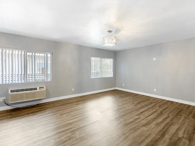 1539 Pumalo St #24 — Photo 6