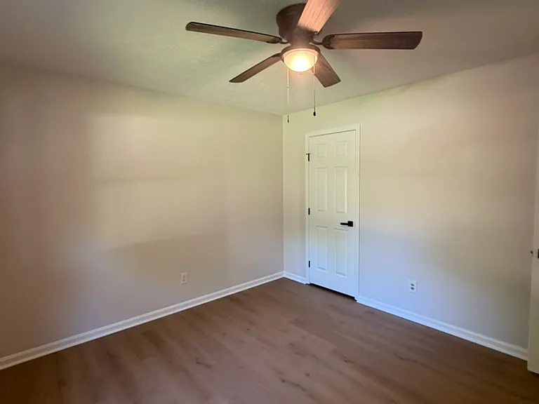 166 Kimberly Ct — Photo 28