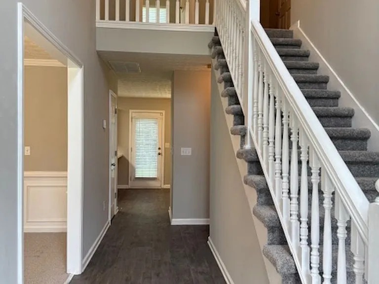 711 Tullamore Way — Photo 2