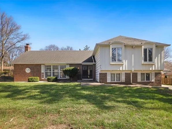 4808 W 81st St, Prairie Village, KS 66208