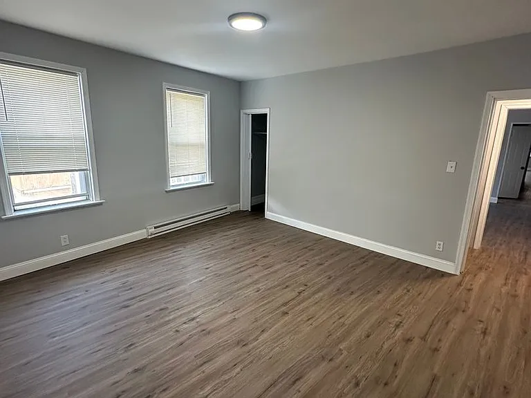 134 Macdade Blvd — Photo 9
