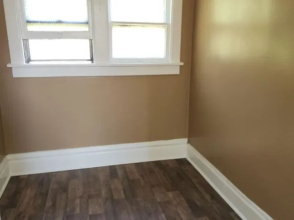 919 S Sumner Ave, Peoria, IL 61605