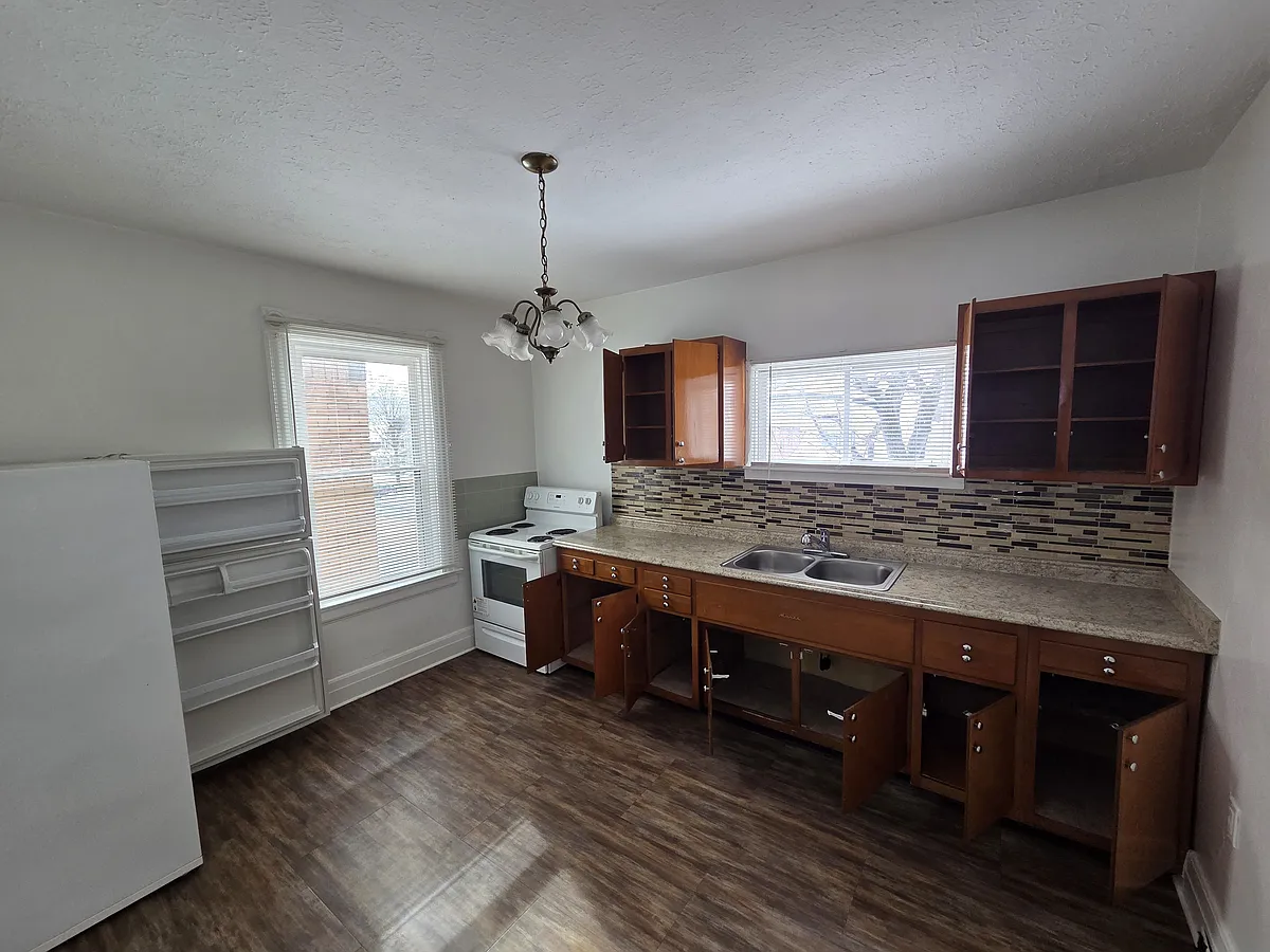 Building Photo - 360 Dravo Ave #2