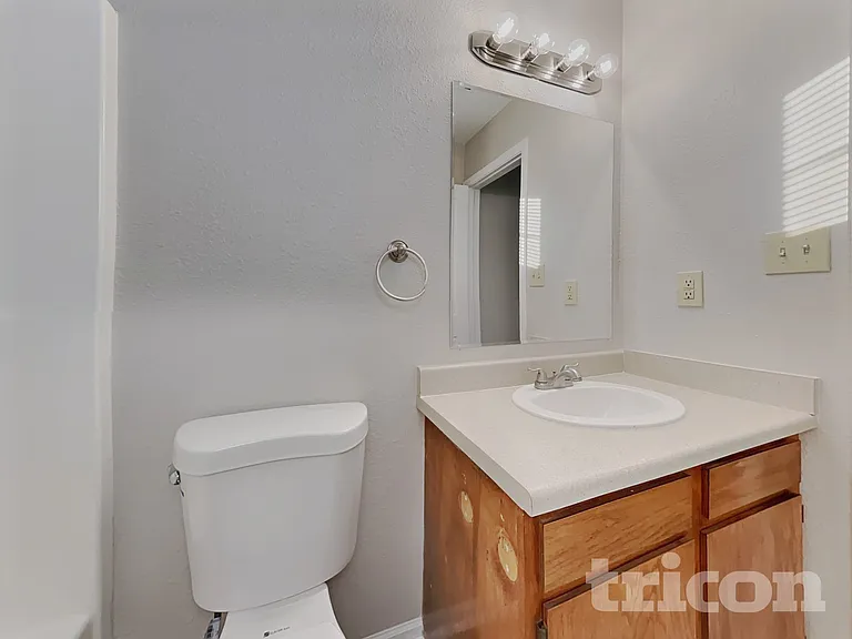 7114 Harness Lakes Dr — Photo 7
