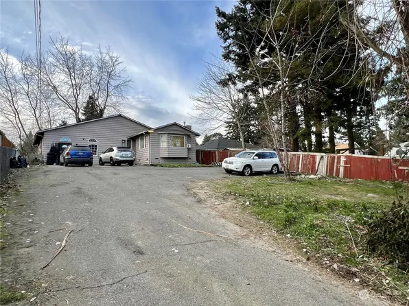11843 16th Avenue S, Burien, WA 98168
