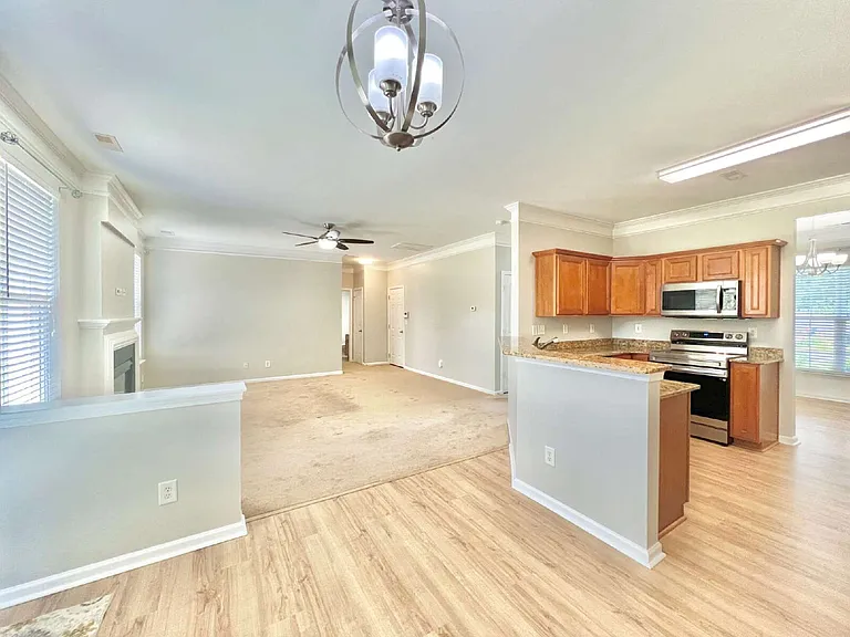 16310 Raptor Ct — Photo 12