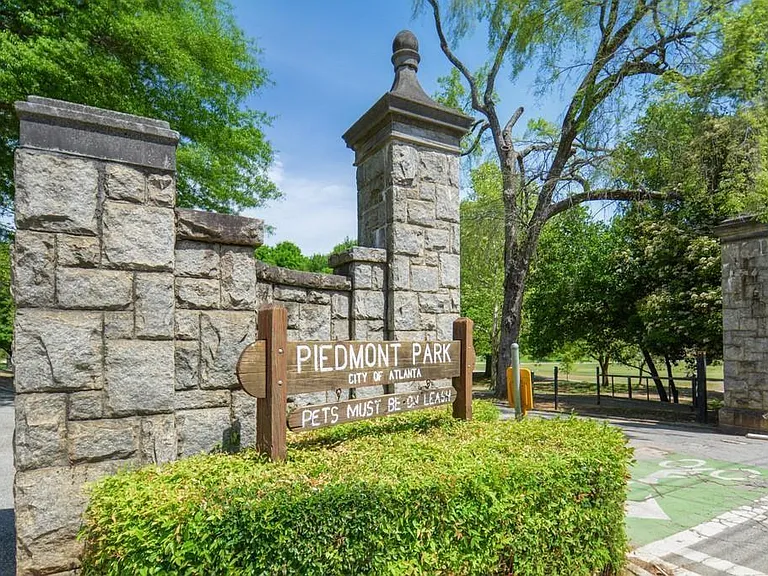 7 Park Ln NE #J — Photo 36
