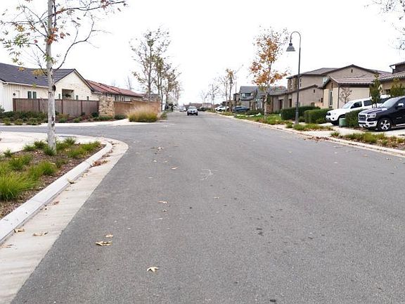 5th image of 965 Beaver Pond Loop