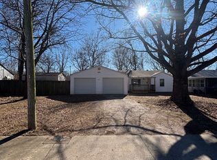 2806 W Latoka St, Springfield, MO 65807