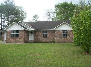 103 Oakwood Dr, Springfield, GA 31329