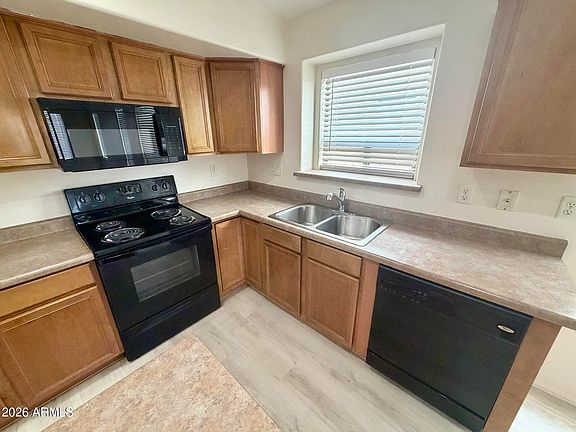 4th image of 5622 W Jones Avenue