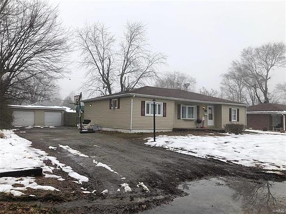 3rd image of 245 N 62nd St