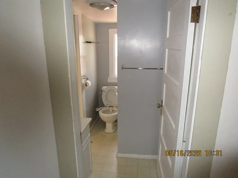 630 Clinton St — Photo 8