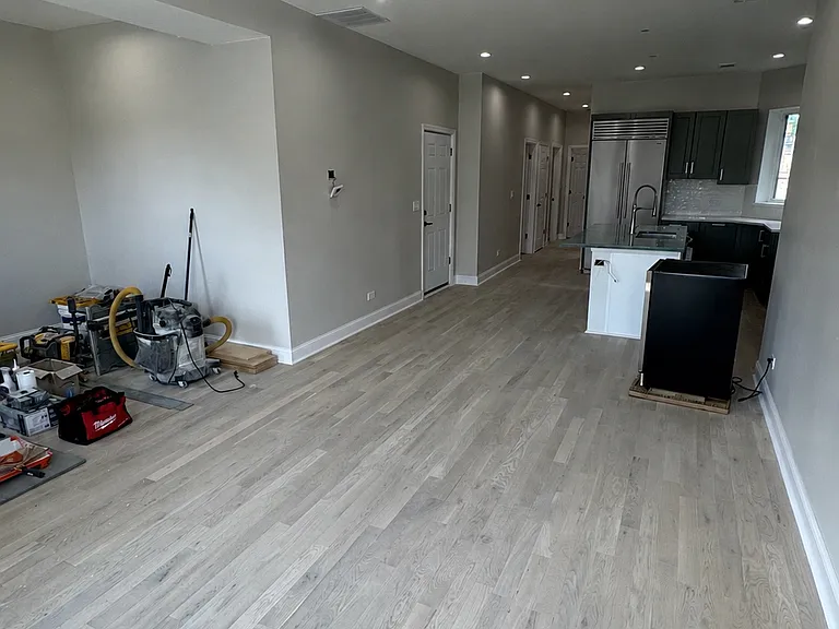 3224 W Hirsch St #2 — Photo 2