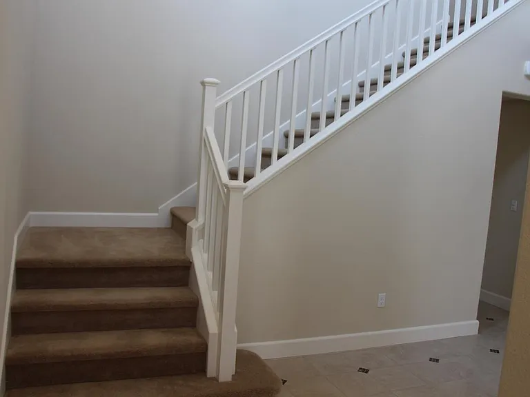 545 W Esplanade Dr — Photo 6