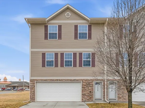 3006 Nakoma Ln, Carter Lake, IA 51510