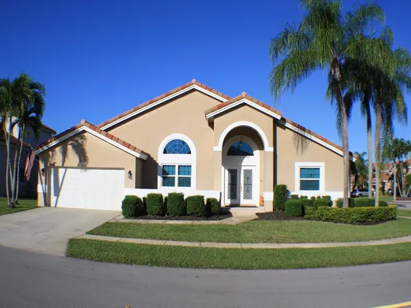 960 NW 202nd Lane, Pembroke Pines, FL 33029