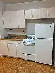 Rented by M.Grossman R.E. Management