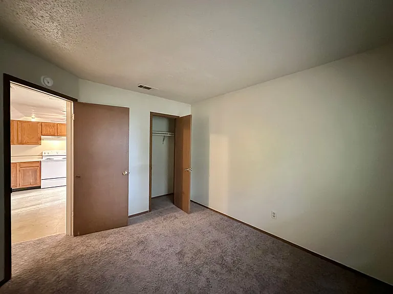 2707 Taft St — Photo 17